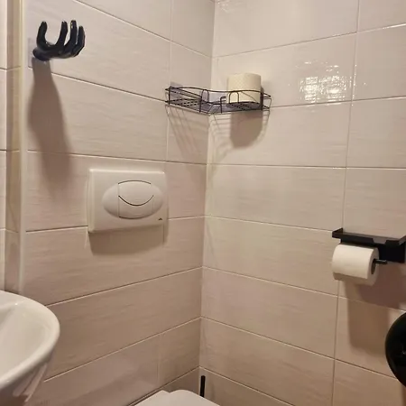 Civico16 * Л'Акуила